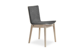 Skovby SM 807 Oblazinjen